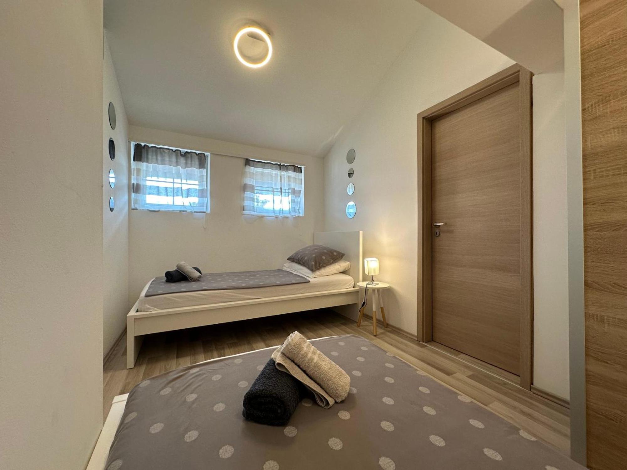 Albert Apartments Zagreb Airport 大戈里察 外观 照片