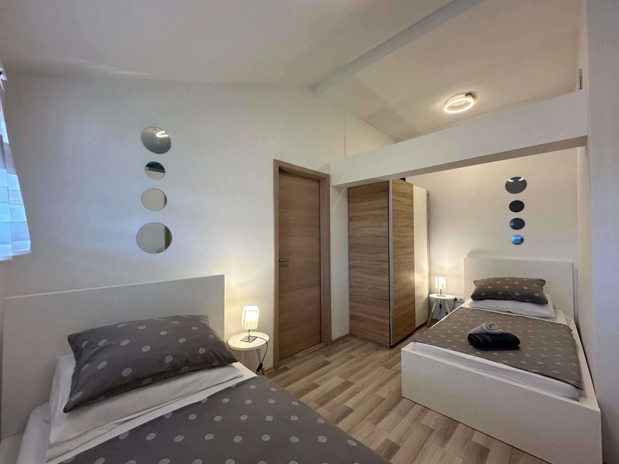 Albert Apartments Zagreb Airport 大戈里察 外观 照片
