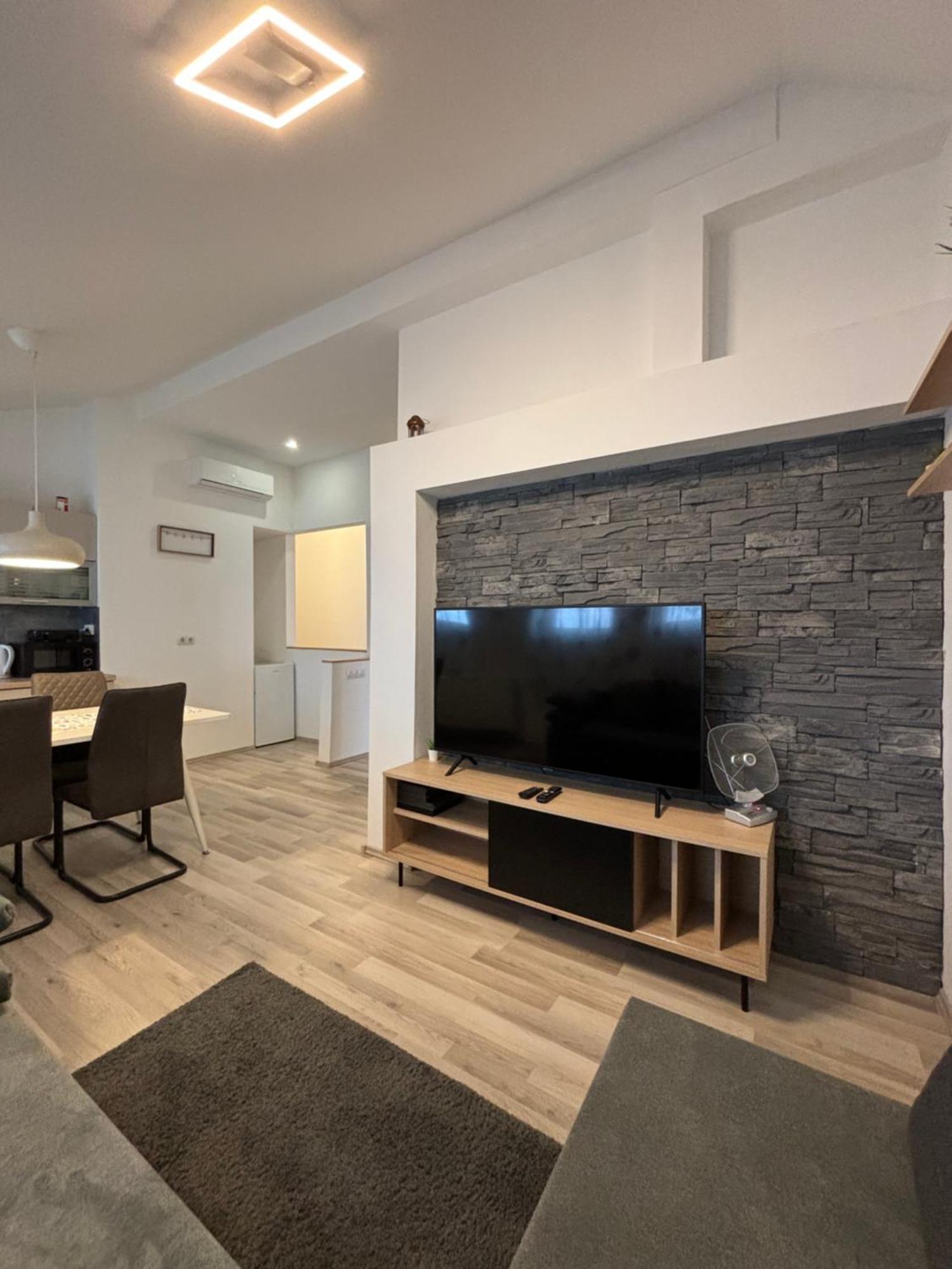 Albert Apartments Zagreb Airport 大戈里察 外观 照片